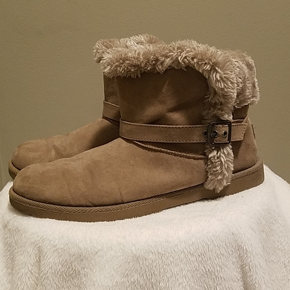 Womens Boots - Picture 2 of 4